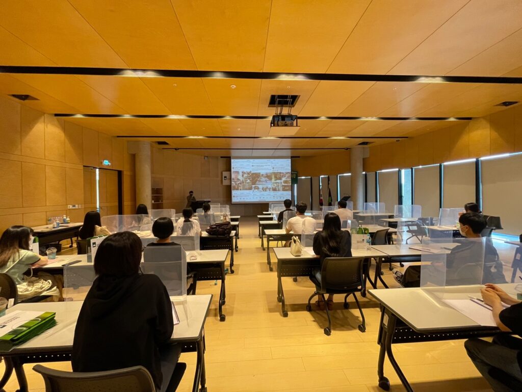 KakaoTalk 20241119 134852763 02 사람인 채용공고 자소서첨삭대필 자소서양식 자소서문항 자소서예시 자기소개서 첨삭대필 컨설팅 서비스 소개